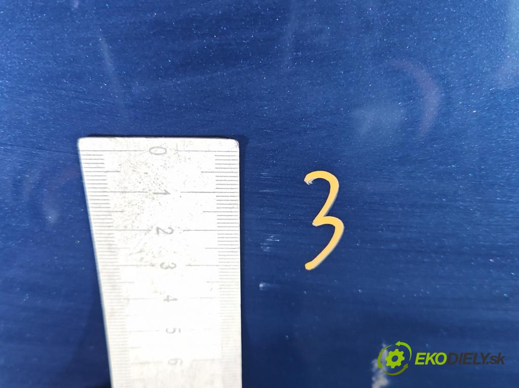 Audi A3 8P 2003-2012 2.0 tdi 140 hp manual 103 kW 1999 cm3 5- dveře přední levé  (Klika dveří ostatní)