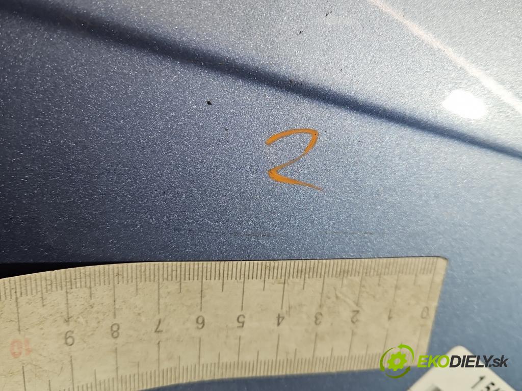Hyundai Getz 1.1 63 HP manual 46 kW 1086 cm3 3- blatník predné pravý (Kľučka dverí ostatné)