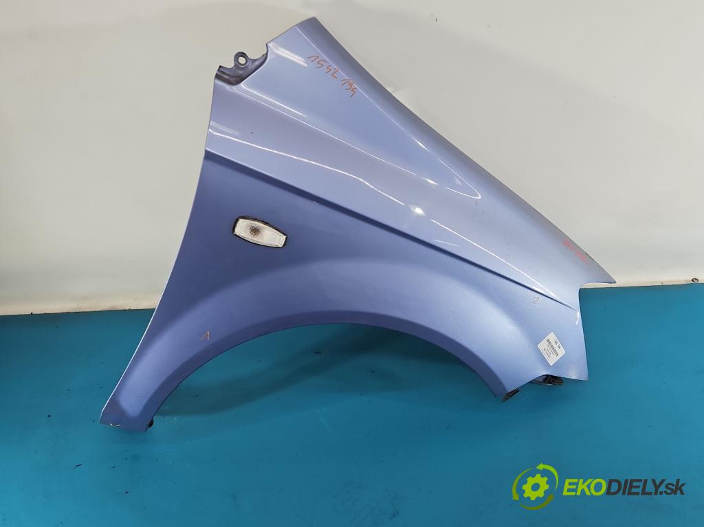 Hyundai Getz 1.1 63 HP manual 46 kW 1086 cm3 3- blatník predné pravý (Kľučka dverí ostatné)
