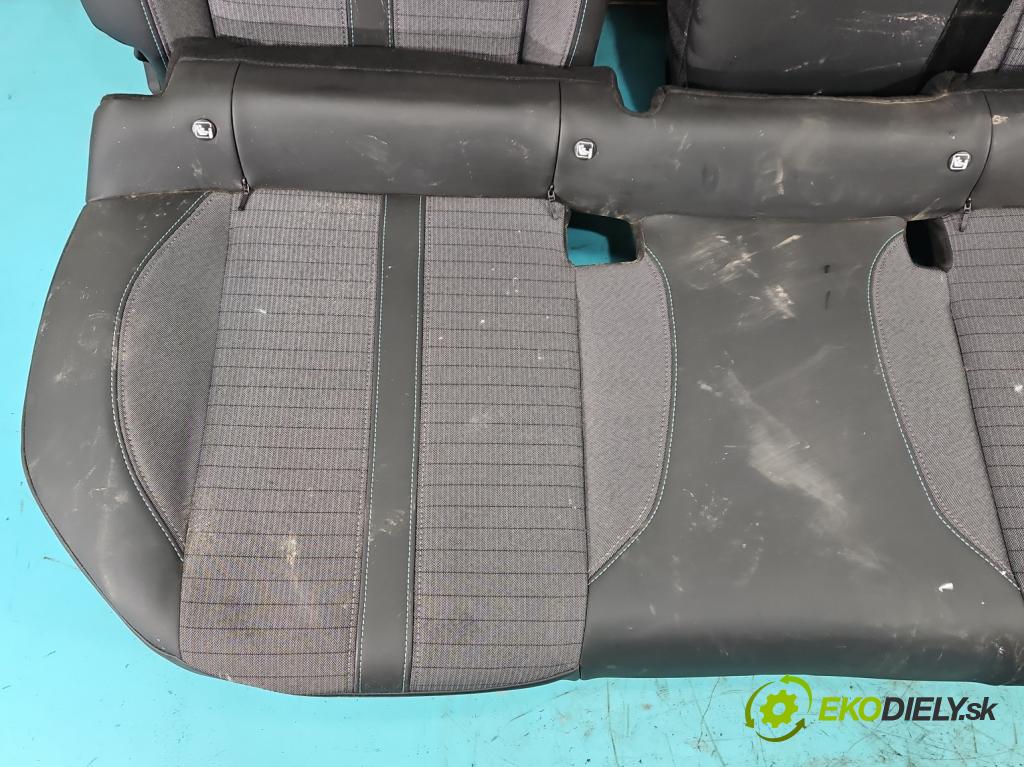 Peugeot 2008 II 2019- 1.2 12V 131 HP automatic 96 kW 1199 cm3 5- Pohovka: zadné  (Sedadlo)