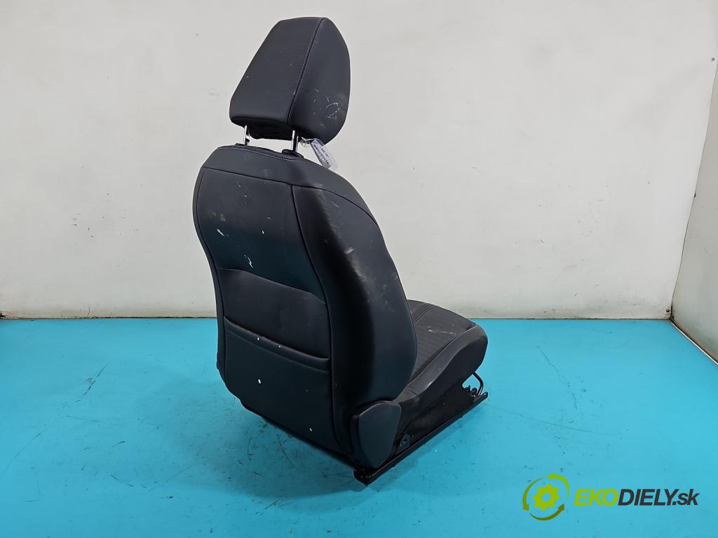 Peugeot 2008 II 2019- 1.2 12V 131 HP automatic 96 kW 1199 cm3 5- Sedačka ľavý (Sedadlo)