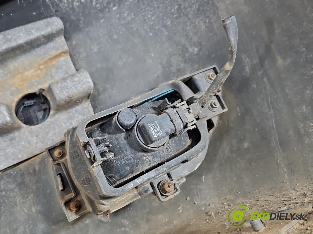 Kia Carnival II 2005-2014 2.9 crdi 185 HP manual 136 kW 2902 cm3 5- nárazník predné  (Kľučka dverí ostatné)