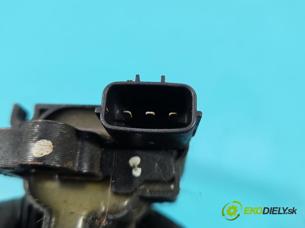 Mitsubishi Carisma 1.6 16V 103 HP manual 76 kW 1597 cm3 5- cievka zapaľovacia  (Zapaľovacia cievka)