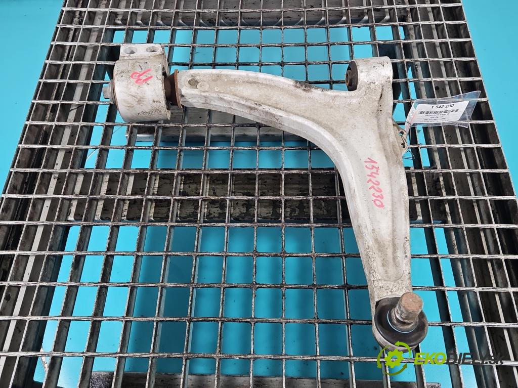 Opel Signum 2.2 dti 125 HP automatic 92 kW 2171 cm3 5- predné pravý  (Kľučka dverí ostatné)