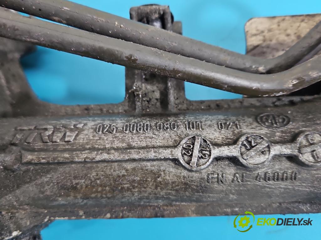 Opel Signum 2.2 dti 125 HP automatic 92 kW 2171 cm3 5- Ozubené kolo: volant