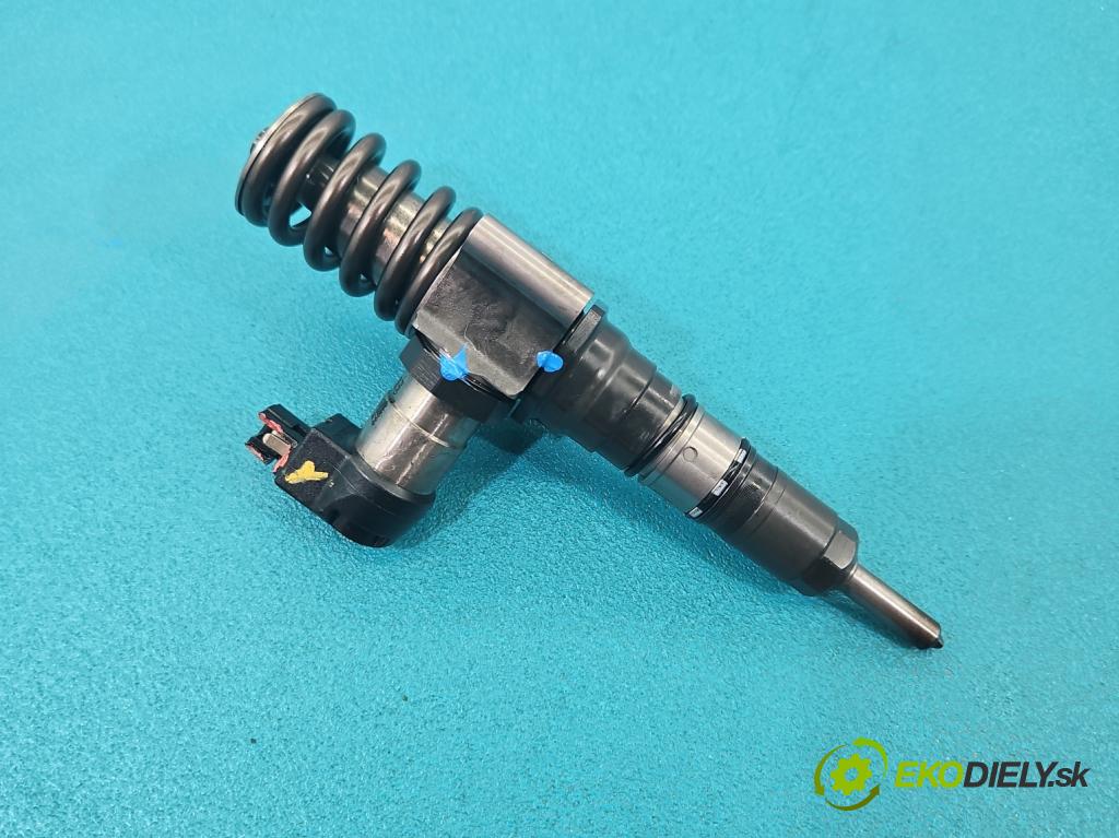 Vw Passat B6 2005-2010 2.0 tdi 140 HP automatic 103 kW 1968 cm3 4- vstrekovacie čerpadlo 03G130073S (Vstrekovač paliva)