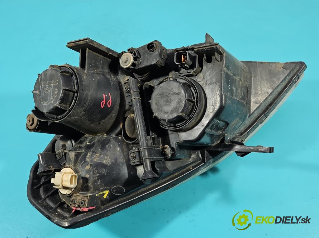 Kia Carnival II 2005-2014 2.9 crdi 185 HP manual 136 kW 2902 cm3 5- Reflektor: pravý 92102-4D0 (Svetlo predné pravé)