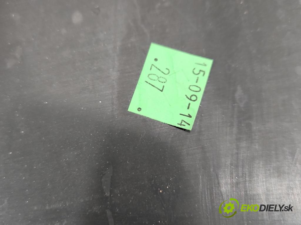 Citroen DS4 11-15 2.0 hdi 163 HP manual 120 kW 1997 cm3 5- kryt plast 9671222880