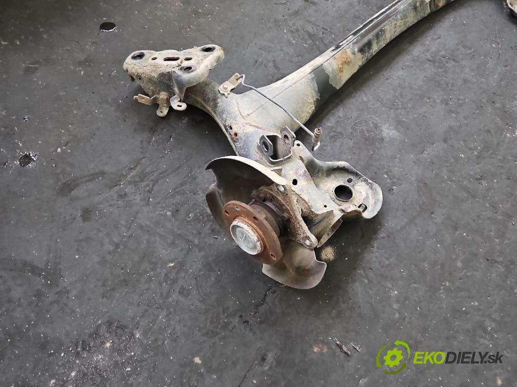 Peugeot 2008 II 2019- 1.2 12V 131 hp automatic 96 kW 1199 cm3 5- zadní výztuha  (Zadní výztuha)