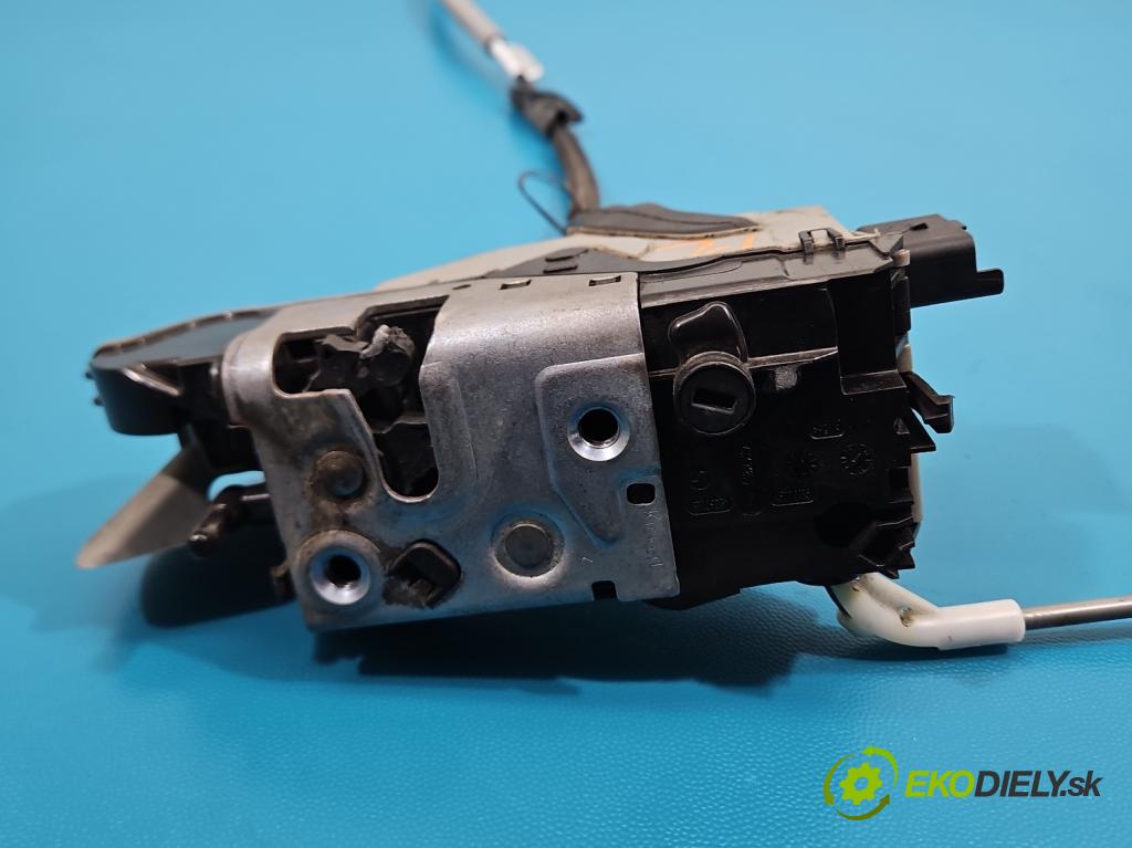 Citroen DS4 11-15 2.0 hdi 163 HP manual 120 kW 1997 cm3 5- zámok predné ľavý