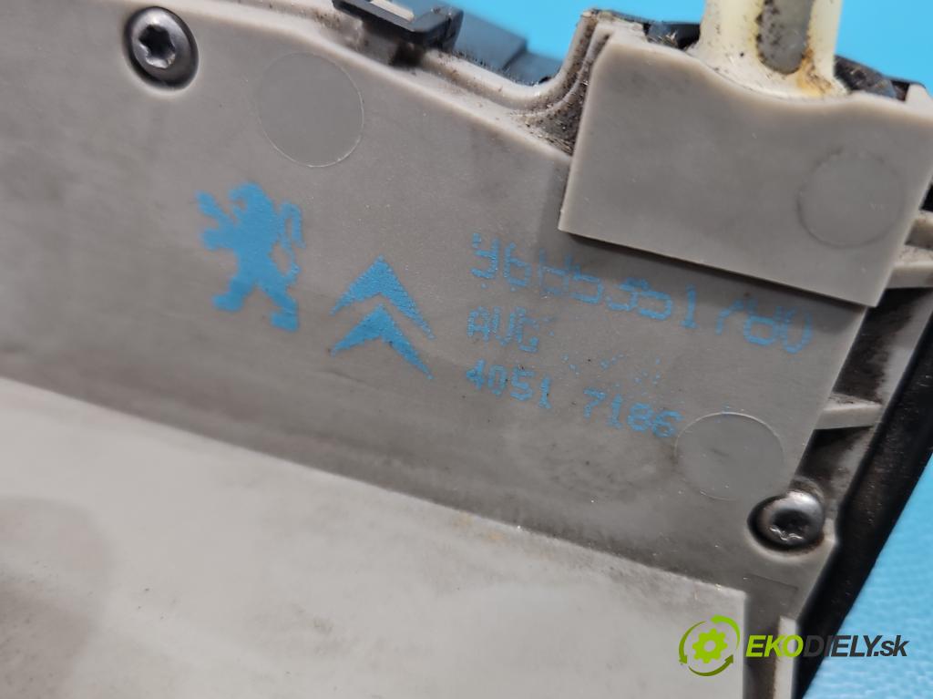 Citroen DS4 11-15 2.0 hdi 163 HP manual 120 kW 1997 cm3 5- zámok predné ľavý