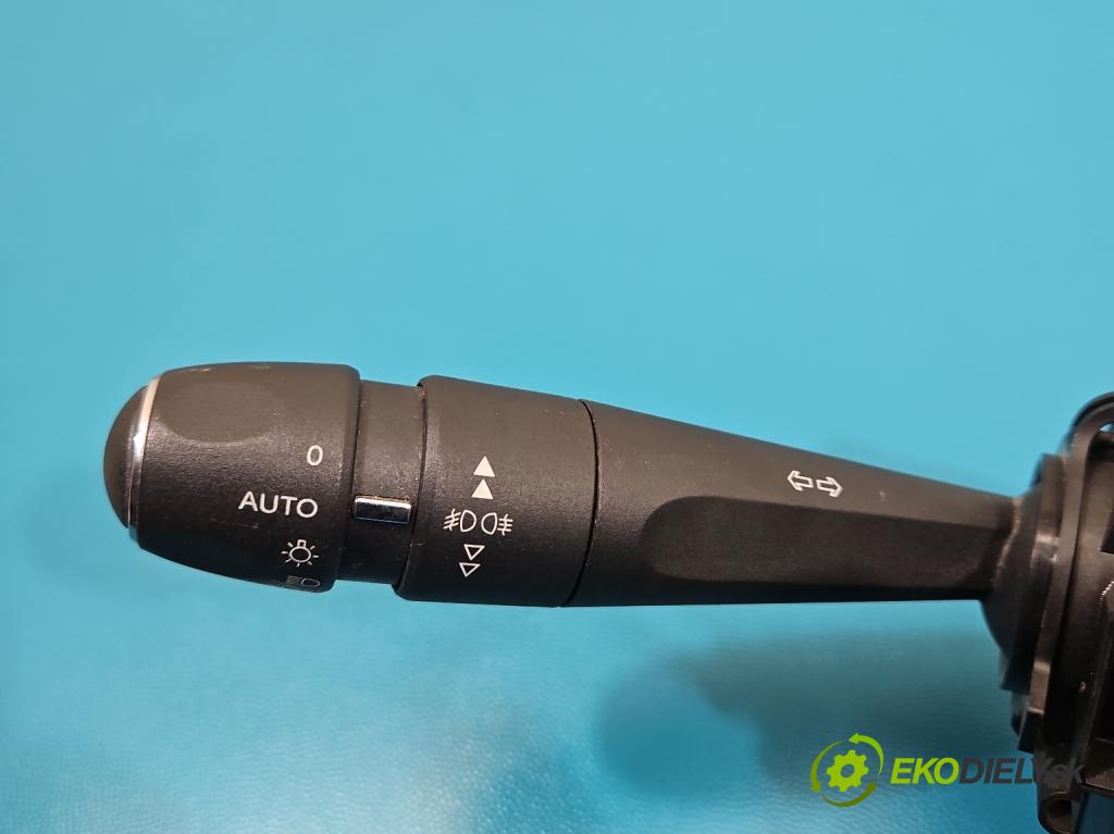 Citroen DS4 11-15 2.0 hdi 163 HP manual 120 kW 1997 cm3 5- prepínač komplex: 98000223ZD (Prepínacie páčky pod volantom)