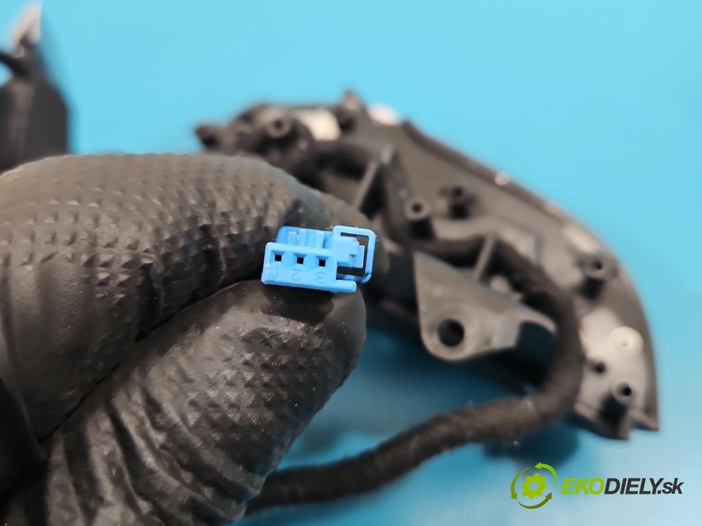 Citroen DS4 11-15 2.0 hdi 163 HP manual 120 kW 1997 cm3 5- prepínač multifunkční: řízení: 96720517ZD (Prepínacie páčky pod volantom)