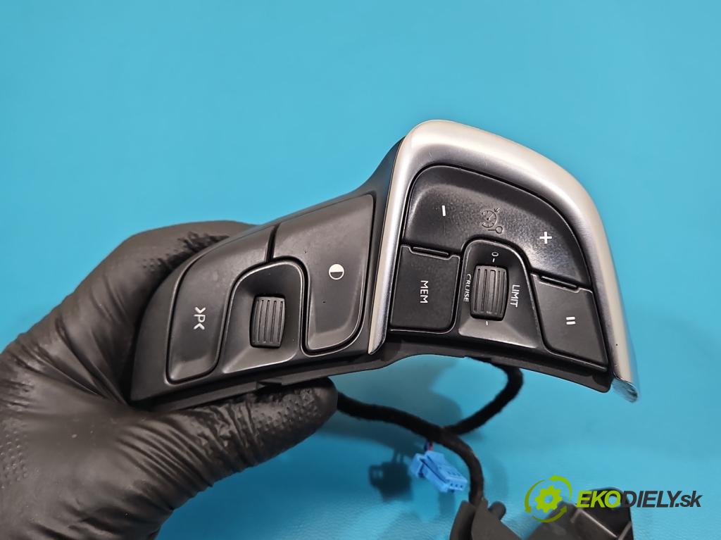 Citroen DS4 11-15 2.0 hdi 163 HP manual 120 kW 1997 cm3 5- prepínač multifunkční: řízení: 96720517ZD (Prepínacie páčky pod volantom)