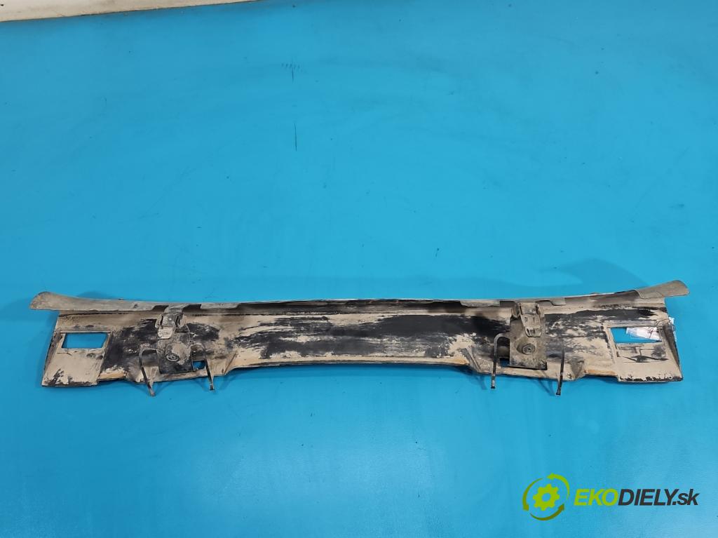 Peugeot 2008 II 2019- 1.2 12V 131 HP automatic 96 kW 1199 cm3 5- kryt plast 9825391380