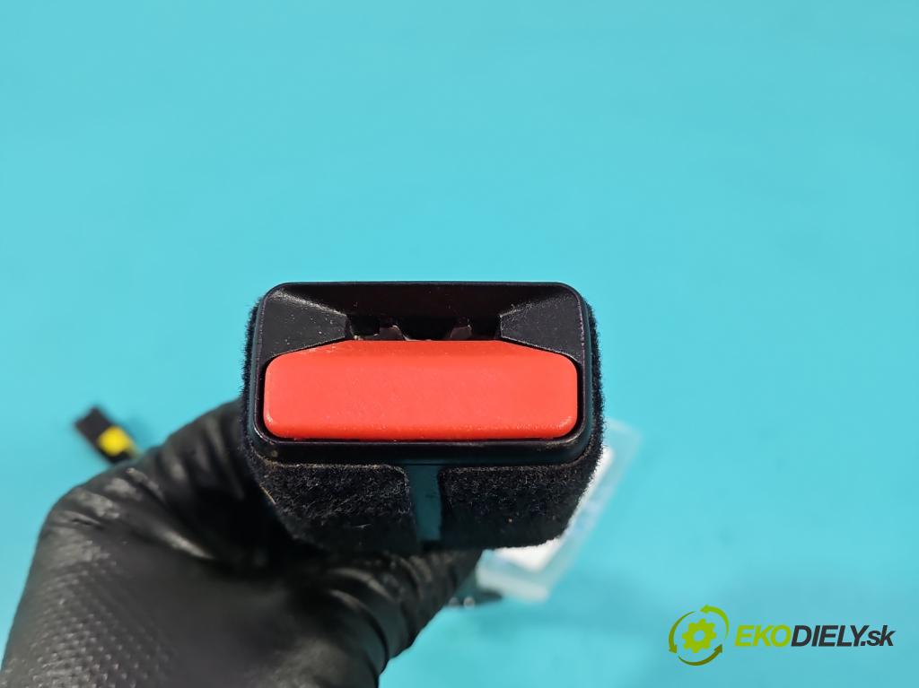 Peugeot 2008 II 2019- 1.2 12V 131 HP automatic 96 kW 1199 cm3 5- pas bezpečnosť: predné pravý 6350543