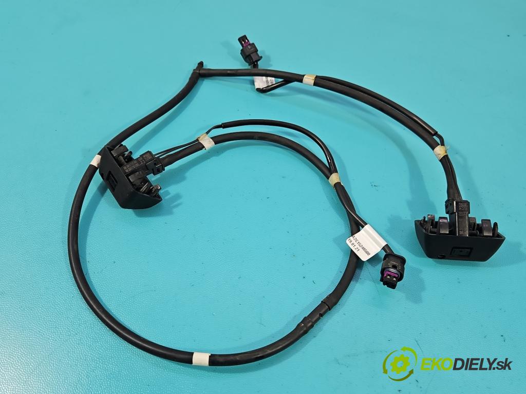 Peugeot 2008 II 2019- 1.2 12V 131 hp automatic 96 kW 1199 cm3 5- ostřikovač 9838171280