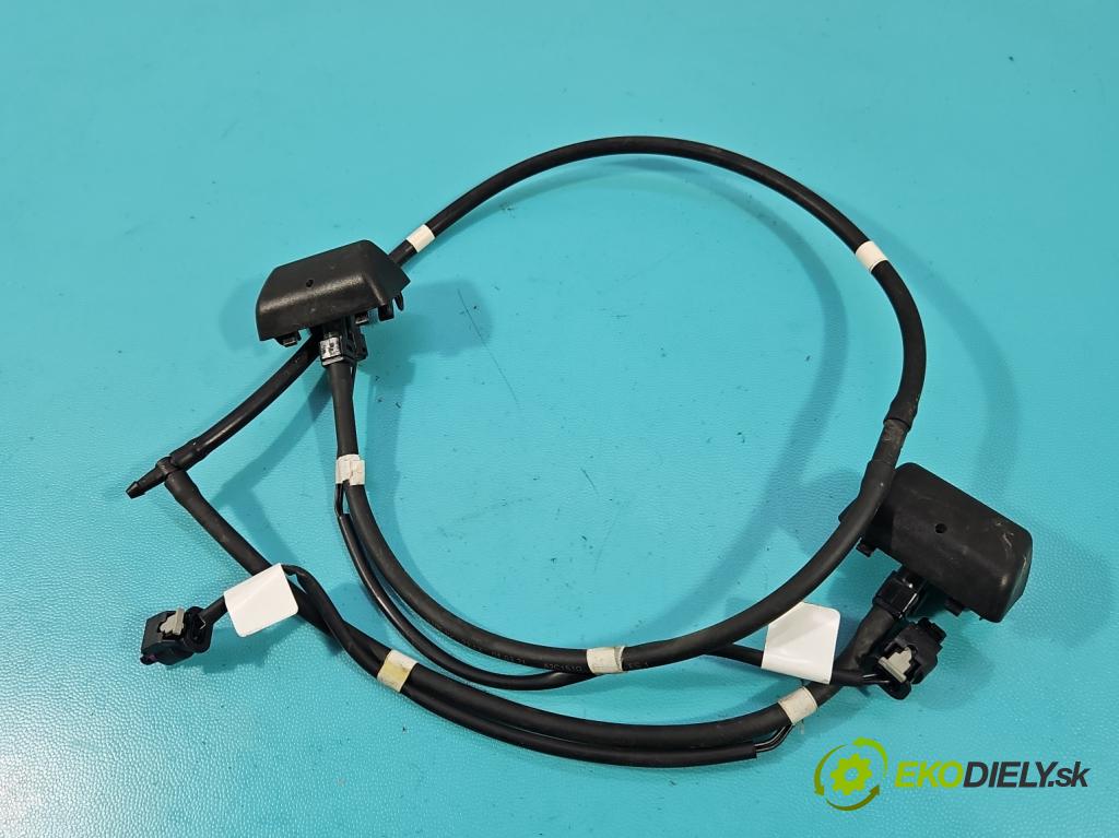 Peugeot 2008 II 2019- 1.2 12V 131 hp automatic 96 kW 1199 cm3 5- ostřikovač 9838171280