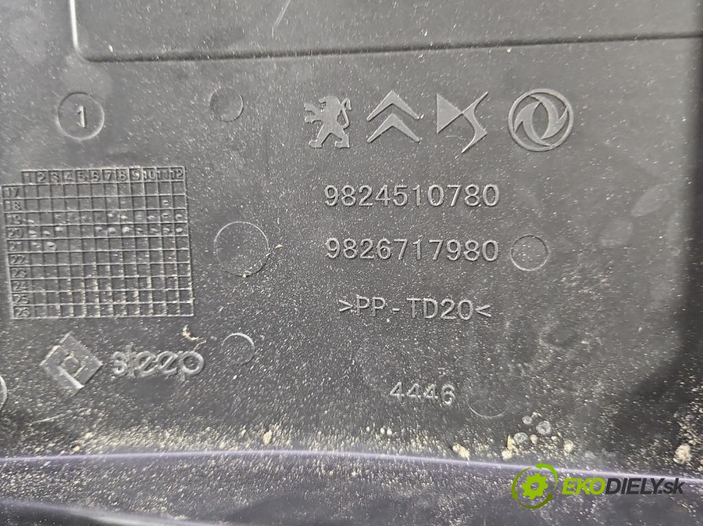 Peugeot 2008 II 2019- 1.2 12V 131 hp automatic 96 kW 1199 cm3 5- skříňka pojistková 9824510780 (Pojistková skříňka)