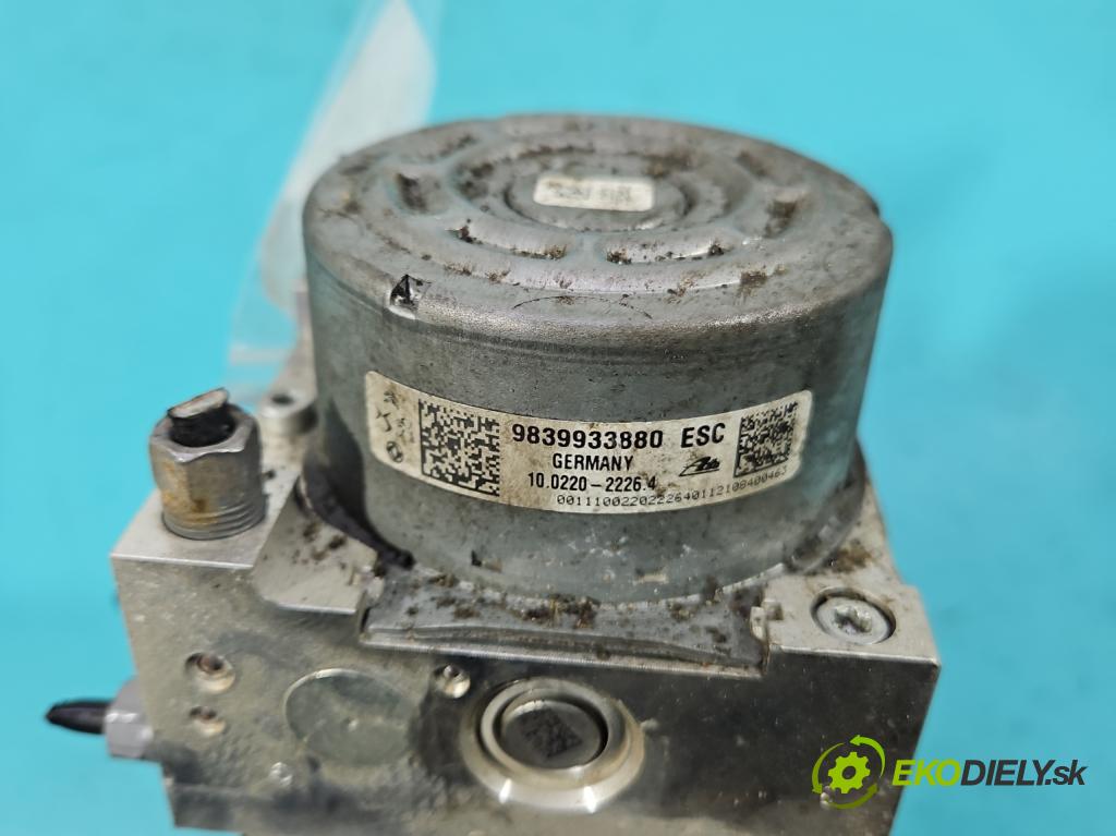 Peugeot 2008 II 2019- 1.2 12V 131 HP automatic 96 kW 1199 cm3 5- čerpadlo abs 9839933880 (Pumpa ABS)