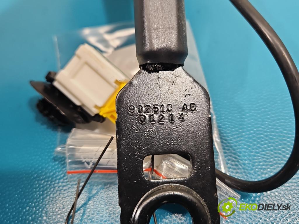 Citroen DS4 11-15 2.0 hdi 163 HP manual 120 kW 1997 cm3 5- pas bezpečnosť: predné pravý 96748384XT