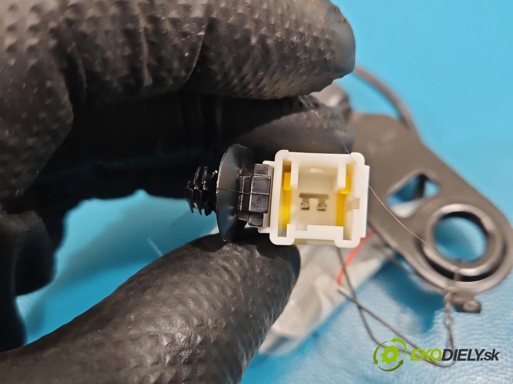 Citroen DS4 11-15 2.0 hdi 163 HP manual 120 kW 1997 cm3 5- pas bezpečnosť: predné pravý 96748384XT