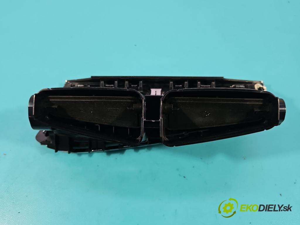 Citroen DS4 11-15 2.0 hdi 163 HP manual 120 kW 1997 cm3 5- Mřížka: kúrenia stredová 9676609977 (Mriežka kúrenia (fukár))