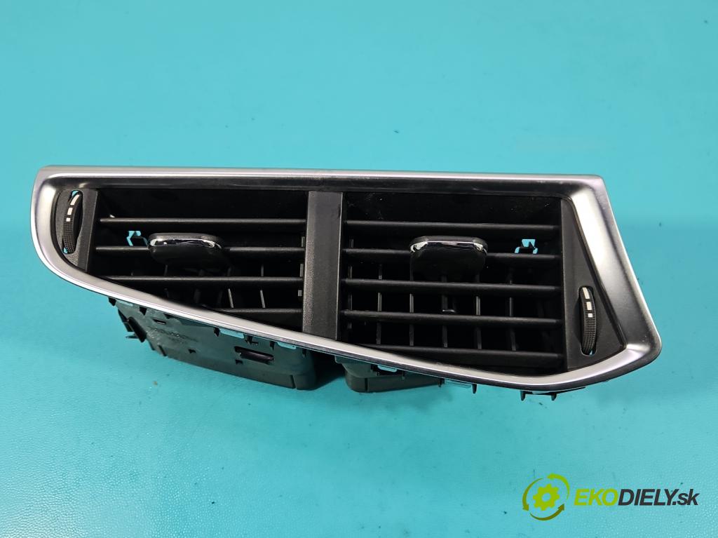 Citroen DS4 11-15 2.0 hdi 163 HP manual 120 kW 1997 cm3 5- Mřížka: kúrenia stredová 9676609977 (Mriežka kúrenia (fukár))
