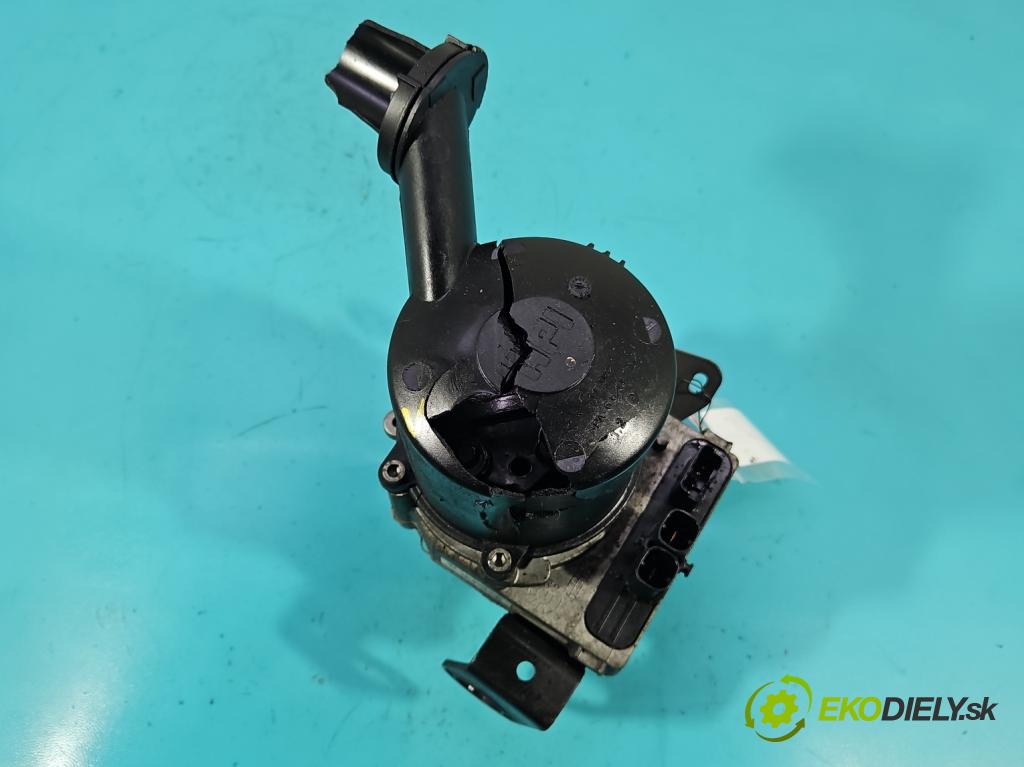 Citroen DS4 11-15 2.0 hdi 163 HP manual 120 kW 1997 cm3 5- čerpadlo posilovač A5102332D (Servočerpadlo)