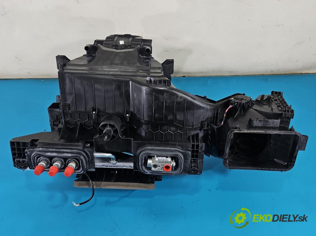 Bmw X6 E71 2007–2014 3.0d 306KM automatic 225 kW 2993 cm3 5- radiátor 9221614 (Radiátor topení)