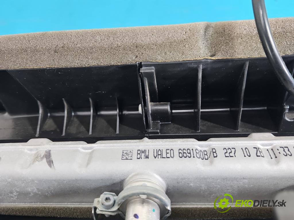 Bmw X6 E71 2007–2014 3.0d 306KM automatic 225 kW 2993 cm3 5- radiátor 9221614 (Radiátor topení)