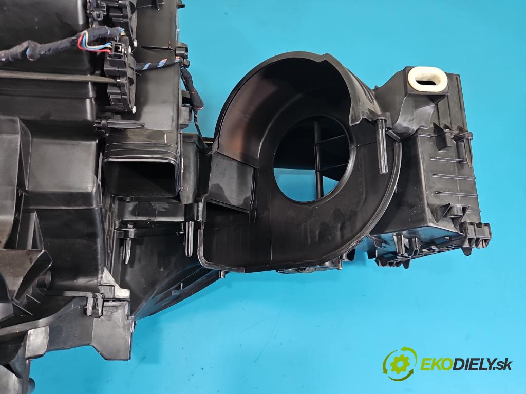 Bmw X6 E71 2007–2014 3.0d 306KM automatic 225 kW 2993 cm3 5- radiátor 9221614 (Radiátor topení)