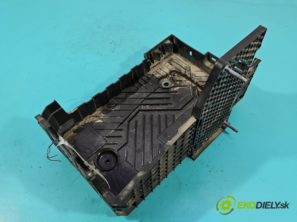 Peugeot 2008 II 2019- 1.2 12V 131 HP automatic 96 kW 1199 cm3 5- obal akumulatora 9823533180