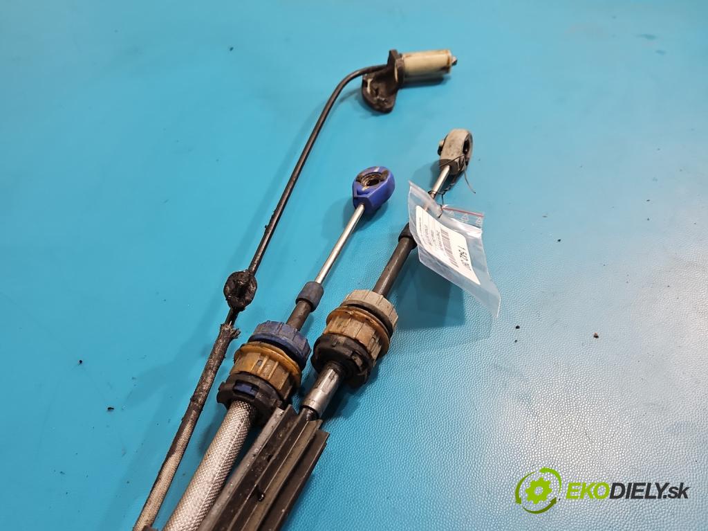 Citroen DS4 11-15 2.0 hdi 163 HP manual 120 kW 1997 cm3 5- Páka: Změny: stupeň,rýchlosť  (Rýchlostná páka (kulisa))