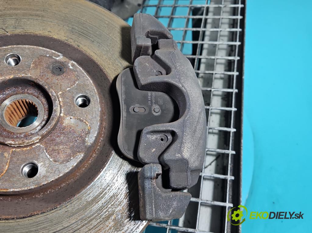 Citroen DS4 11-15 2.0 hdi 163 hp manual 120 kW 1997 cm3 5- brzdič přední pravý  (Klika dveří ostatní)