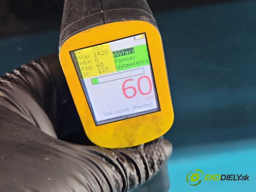 Ford B-Max  1.0 T 101 hp manual 74 kW 998 cm3 5- dveře přední pravé  (Klika dveří ostatní)