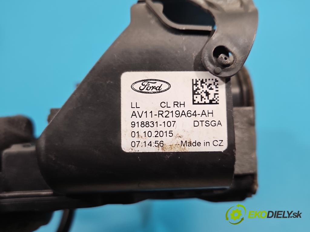 Ford B-Max 1.0 T 101 HP manual 74 kW 998 cm3 5- zámok predné pravý AV1A-R21812-AG
