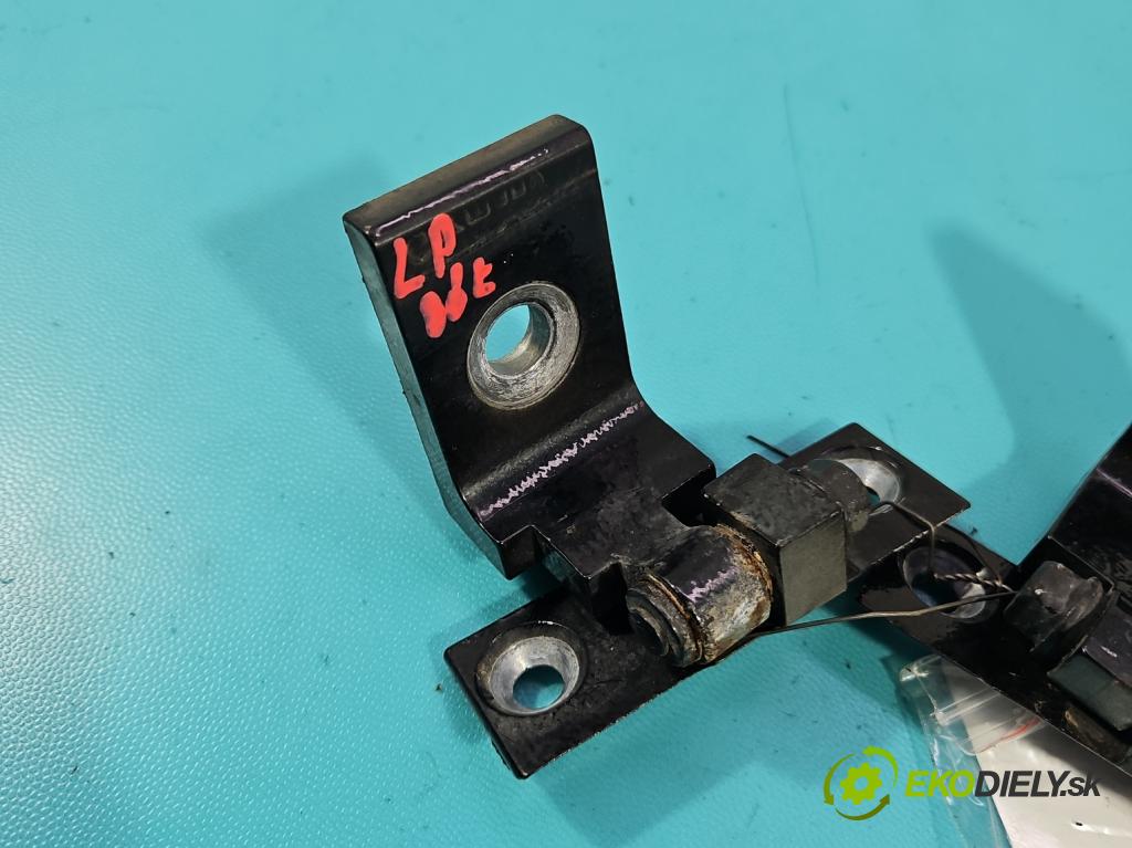 Bmw X6 E71 2007–2014 3.0d 306KM automatic 225 kW 2993 cm3 5- Závěs: dveře přední levý