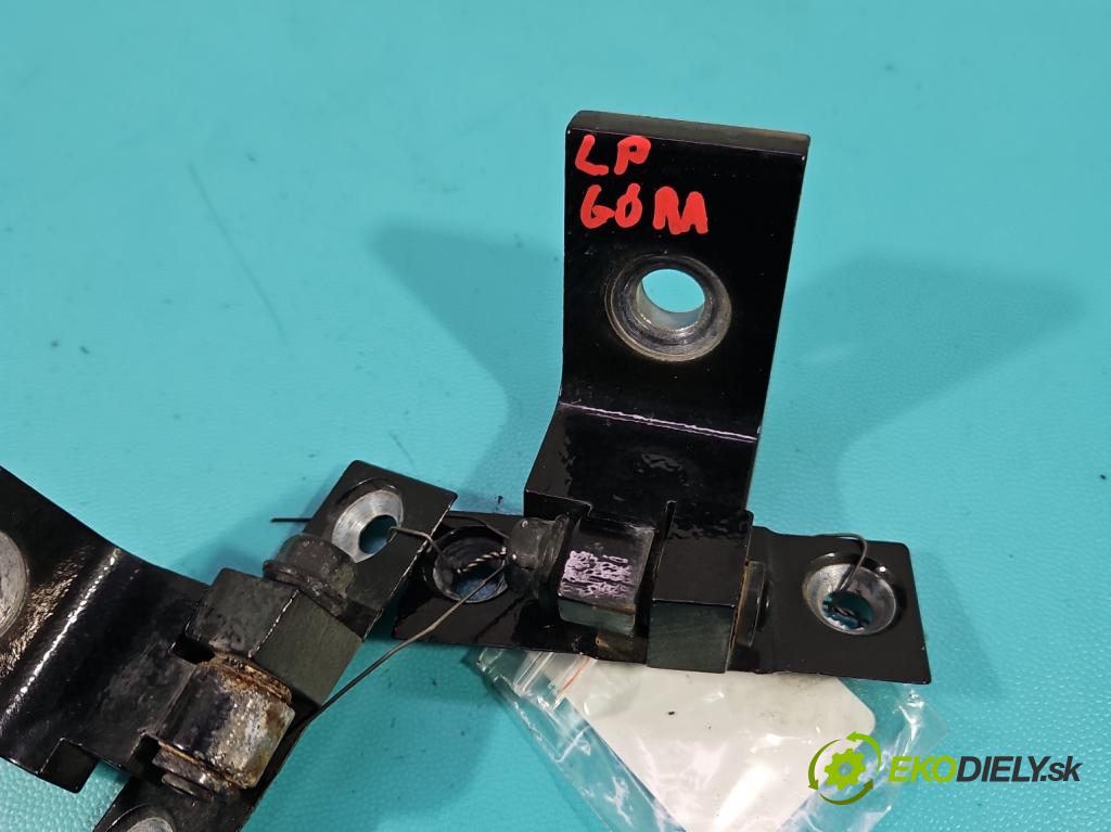 Bmw X6 E71 2007–2014 3.0d 306KM automatic 225 kW 2993 cm3 5- Závěs: dveře přední levý