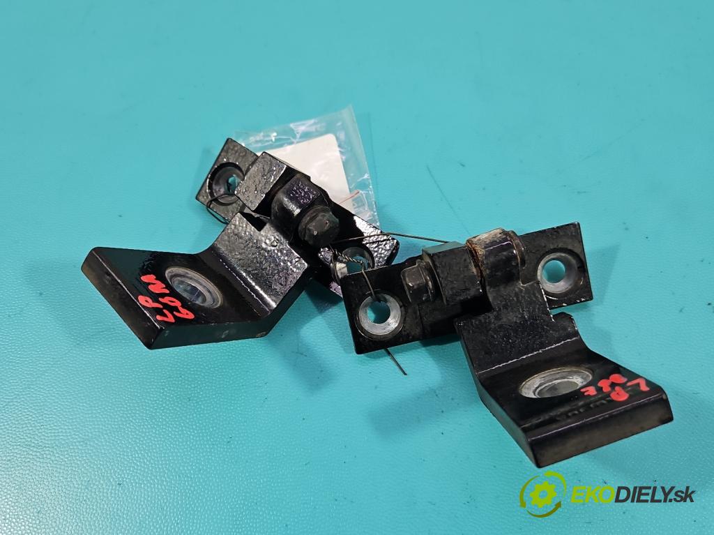 Bmw X6 E71 2007–2014 3.0d 306KM automatic 225 kW 2993 cm3 5- Závěs: dveře přední levý