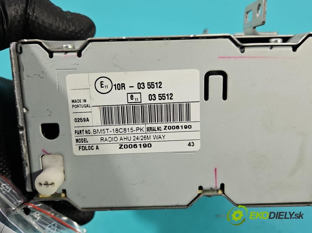 Ford B-Max  1.0 T 101 hp manual 74 kW 998 cm3 5- Radio továrna: BM5T-18C815-PK