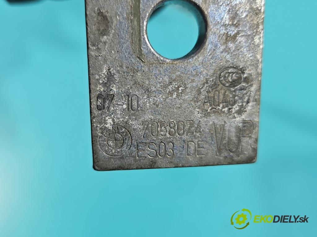 Bmw X6 E71 2007–2014 3.0d 306KM automatic 225 kW 2993 cm3 5- Závěs: dveře přední pravý 7068074