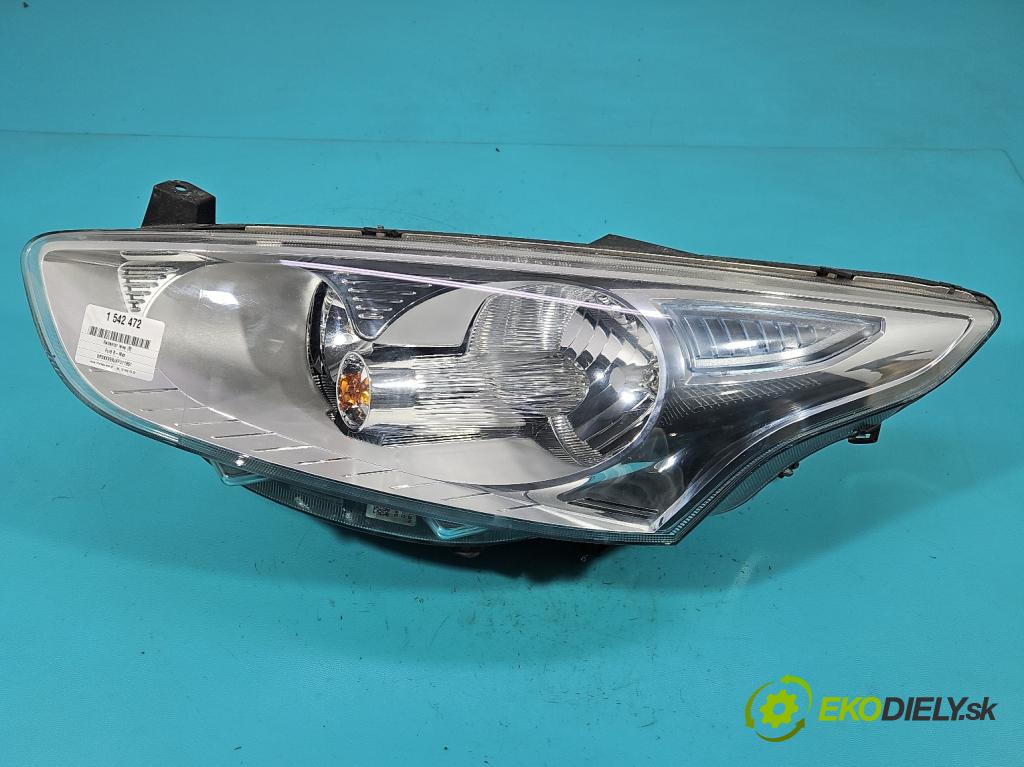 Ford B-Max  1.0 T 101 HP manual 74 kW 998 cm3 5- Reflektor: ľavý AV11-13W030-AE (Kľučka dverí ostatné)