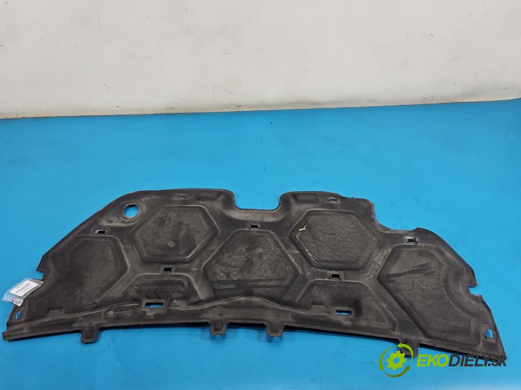 Ford B-Max  1.0 T 101 HP manual 74 kW 998 cm3 5- Zvuková izolácia kapoty 