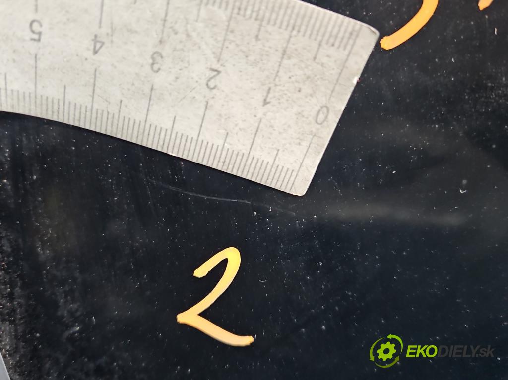 Ford B-Max  1.0 T 101 hp manual 74 kW 998 cm3 5- zadní kufrové dveře  (Zadní kapota (kufr))