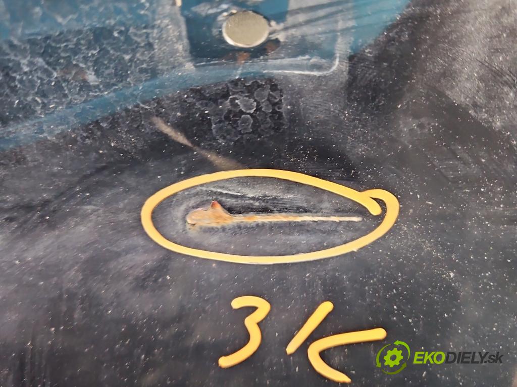 Ford B-Max  1.0 T 101 hp manual 74 kW 998 cm3 5- zadní kufrové dveře  (Zadní kapota (kufr))