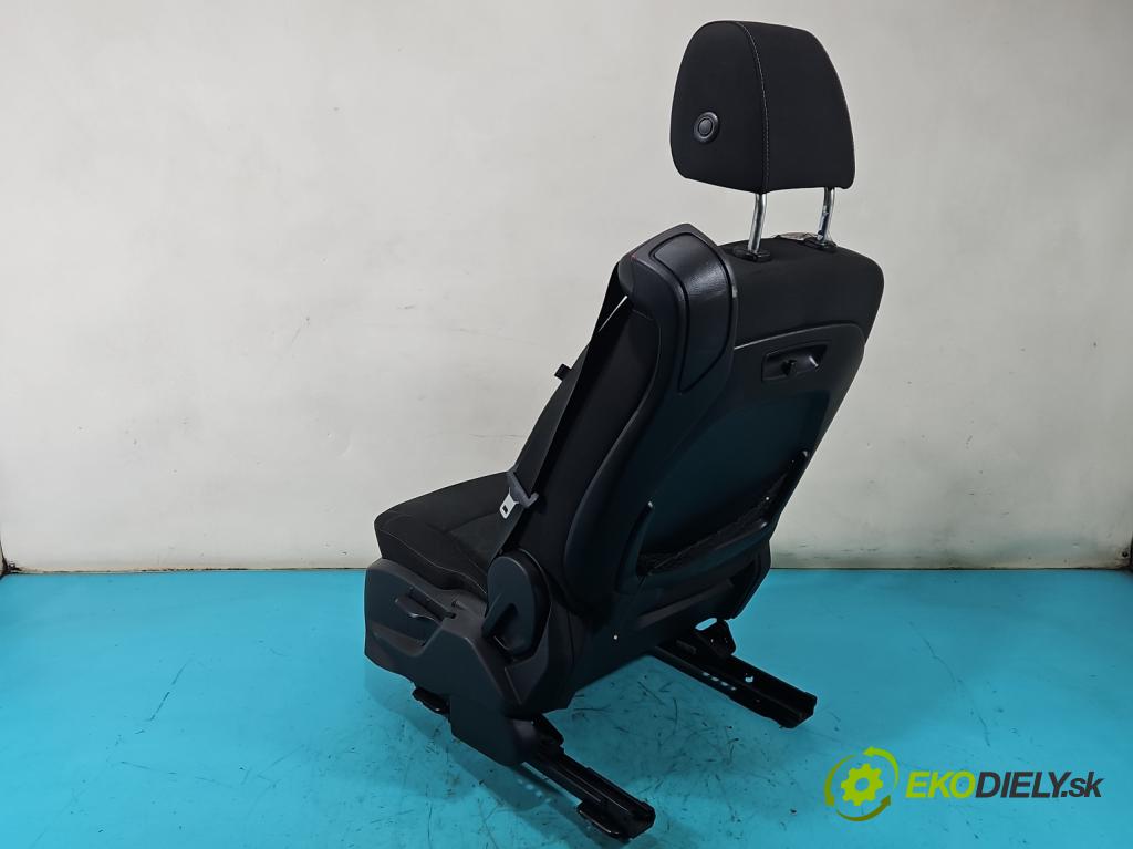 Ford B-Max  1.0 T 101 HP manual 74 kW 998 cm3 5- Sedačka ľavý  (Sedadlo)