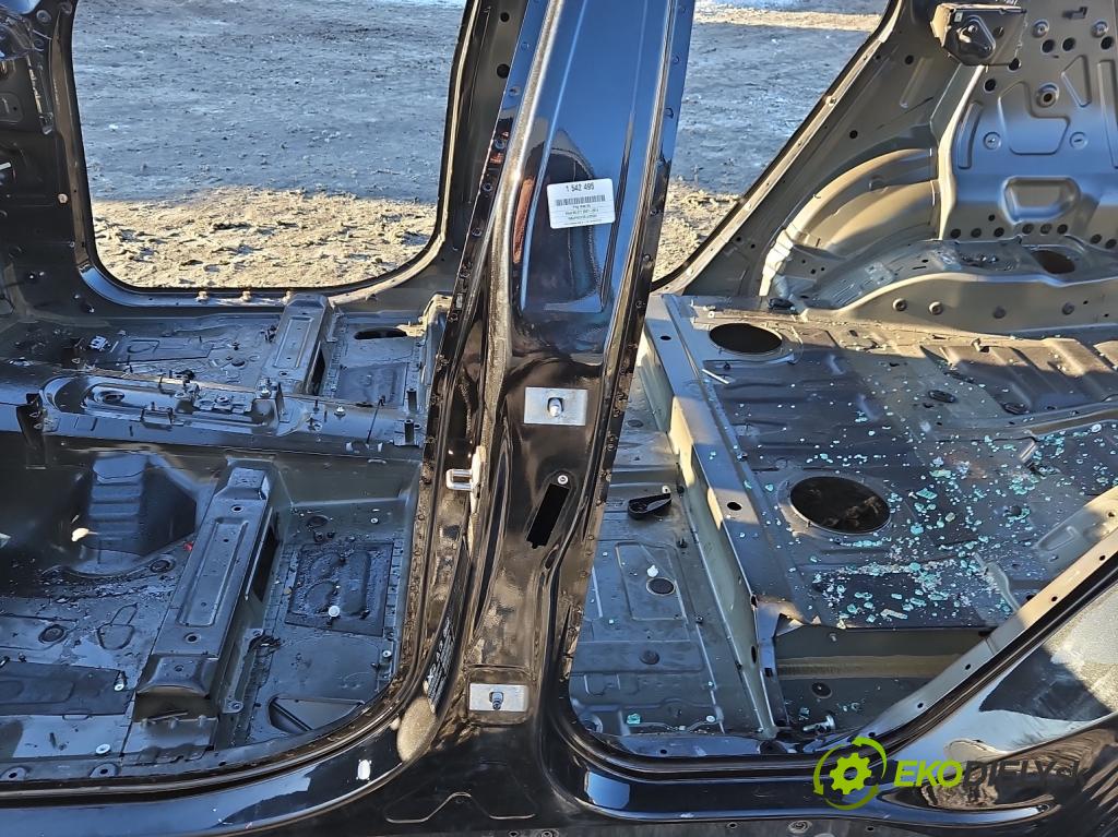 Bmw X6 E71 2007–2014 3.0d 306KM automatic 225 kW 2993 cm3 5- práh levý  (Karoserie ostatní)