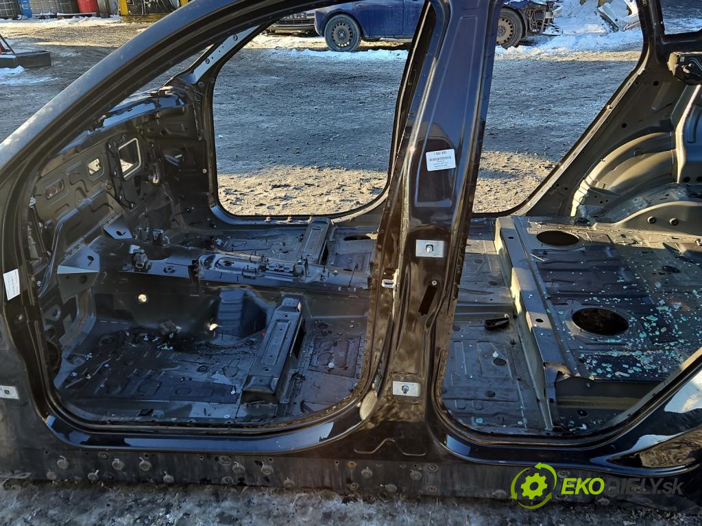 Bmw X6 E71 2007–2014 3.0d 306KM automatic 225 kW 2993 cm3 5- práh levý  (Karoserie ostatní)