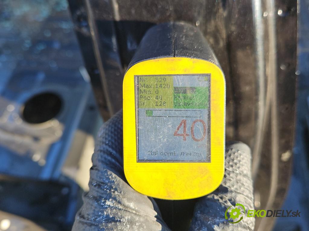 Bmw X6 E71 2007–2014 3.0d 306KM automatic 225 kW 2993 cm3 5- práh pravý  (Karoserie ostatní)